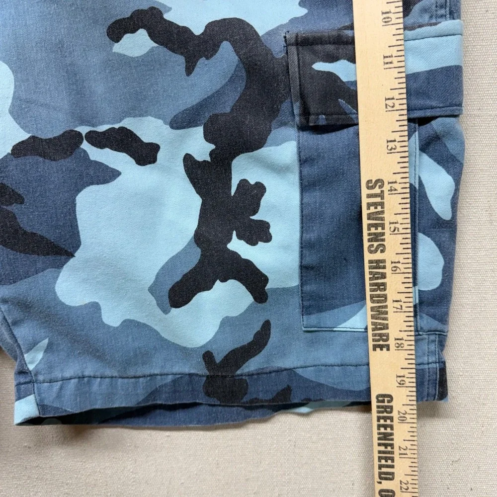 Vintage Blue Camo Cargo Shorts Mens XL Blue Camouflage Combat Military Y2K 2000s